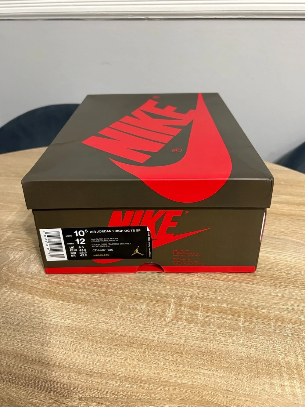 Jordan 1 low × Travis Scott Mocha High